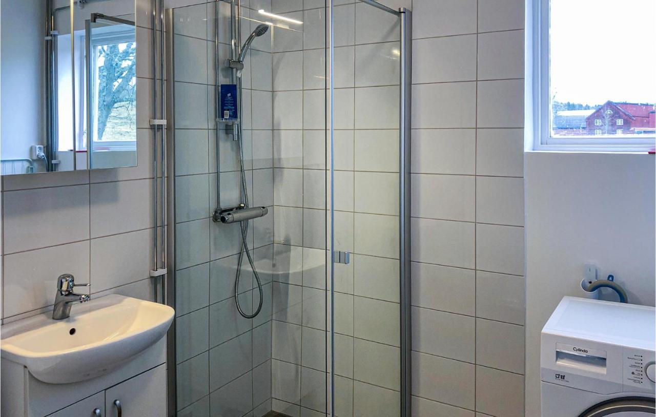 Nice Home In Mantorp With Kitchen エクステリア 写真